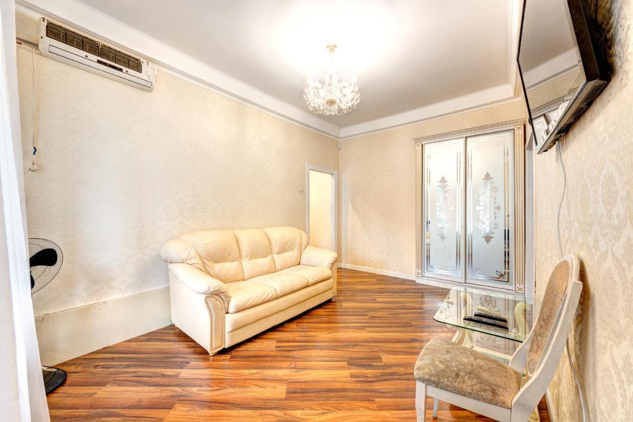 קייב Apartments With 3 Rooms Near Palace Ukraine מראה חיצוני תמונה